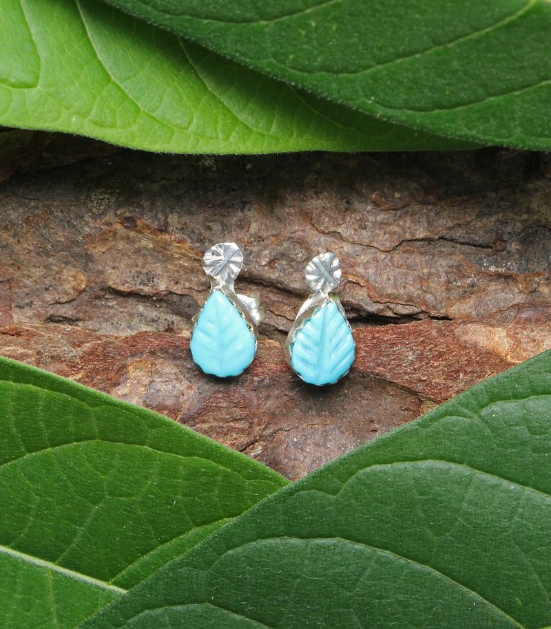 Lakeside Turquoise Hoop Leaf Dangle Earrings – Anne Vaughan Designs