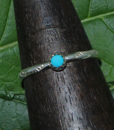 Small Turquoise Stone Designed Sterling Silver Band