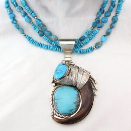 Grizzly Bear Claw Turquoise Necklace