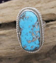 LARGE PERSIAN TURQUOISE CABOCHON RING