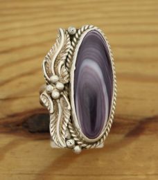 Long Oval Wampum Ring w/ Leaf design